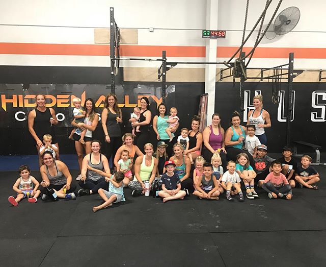 The ladies and kids of HAC! Great Mother’s Day celebration @hidden_alley_crossfit with a tough, and